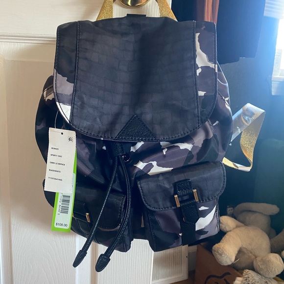 Sam Edelmon Backback - Picture 2 of 3